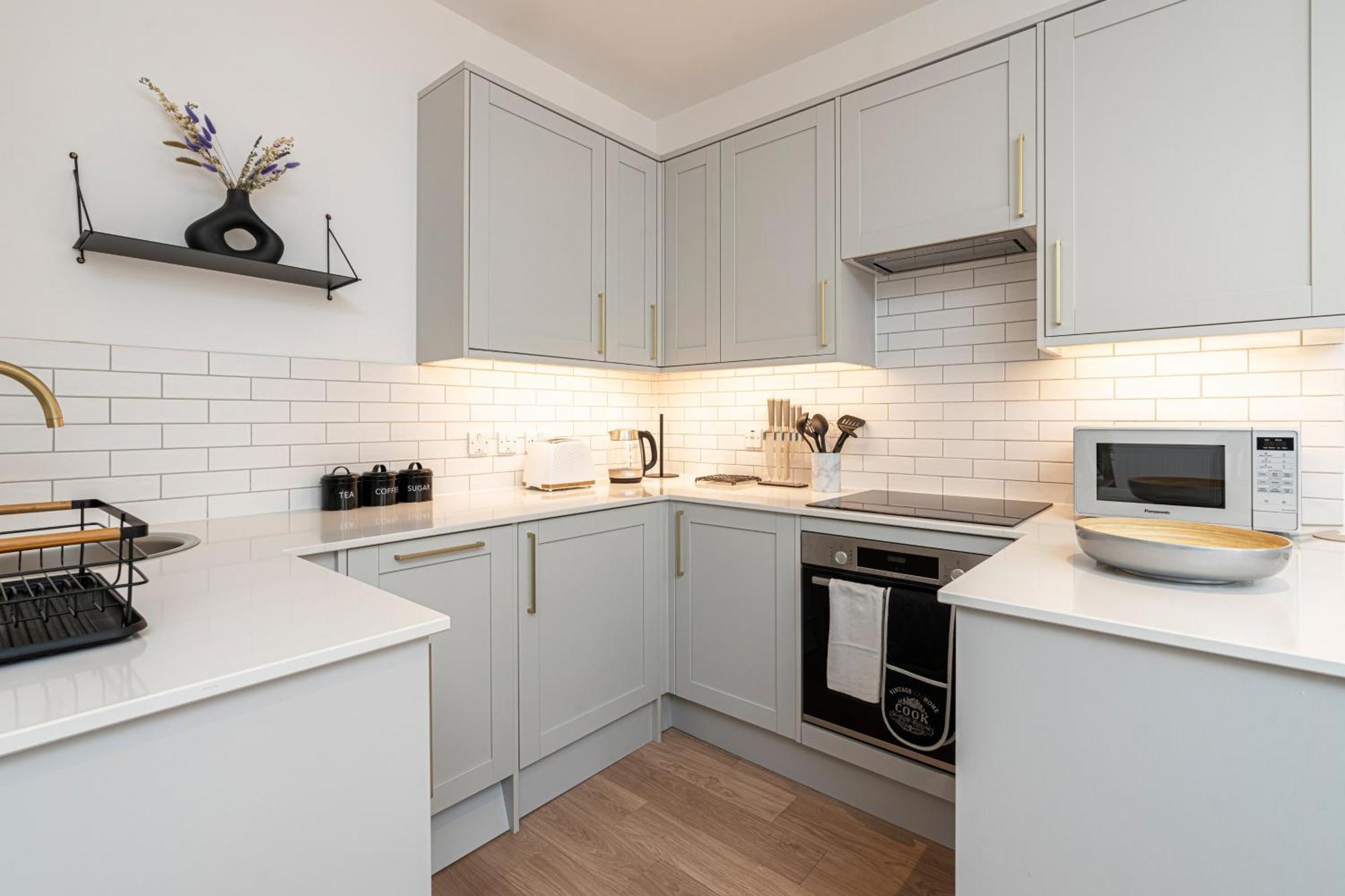 Stylish 1 Bed Flats In Soho, Next To Piccadilly Circus And Trafalgar Square Лондон Экстерьер фото