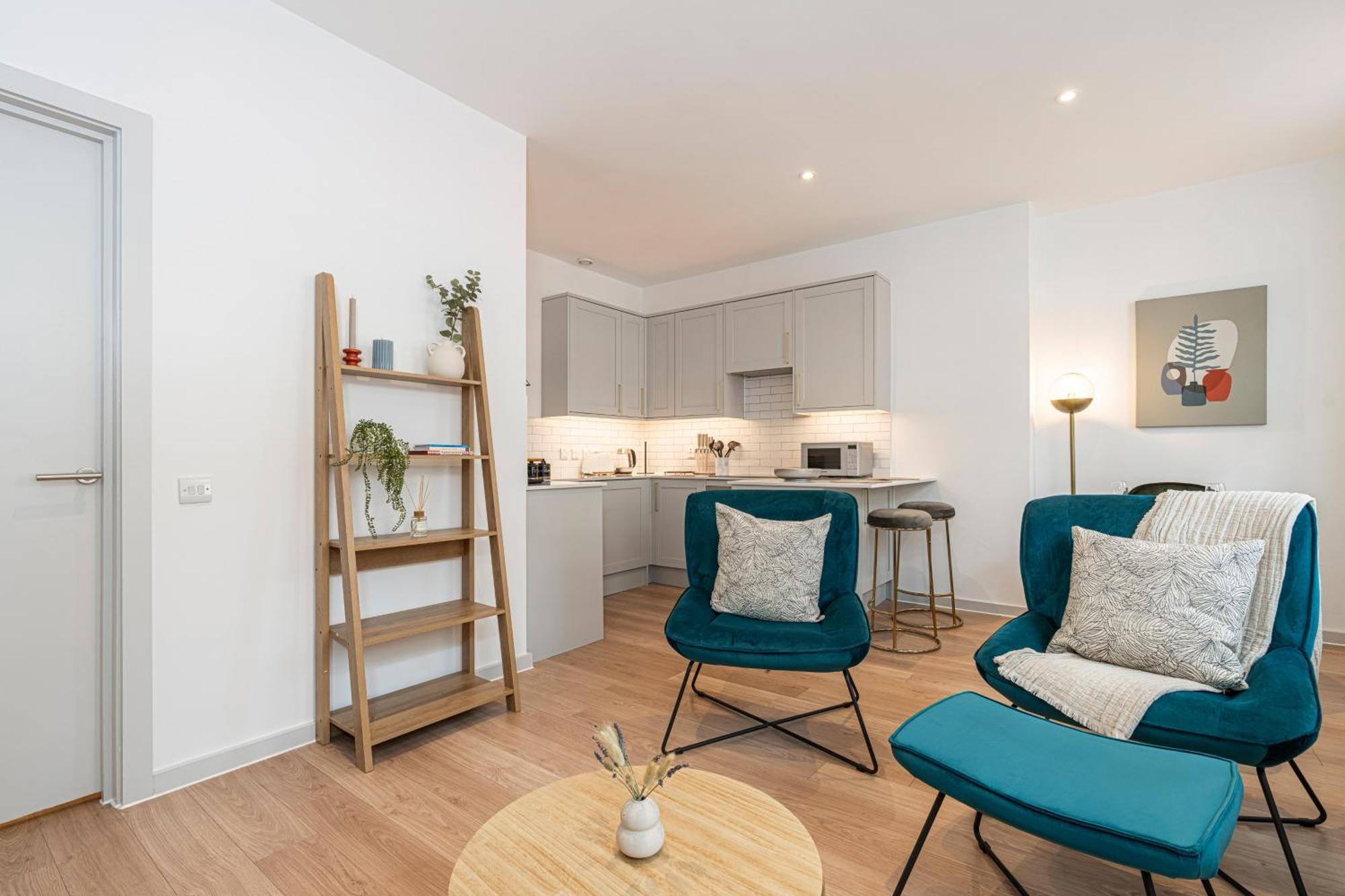 Stylish 1 Bed Flats In Soho, Next To Piccadilly Circus And Trafalgar Square Лондон Экстерьер фото