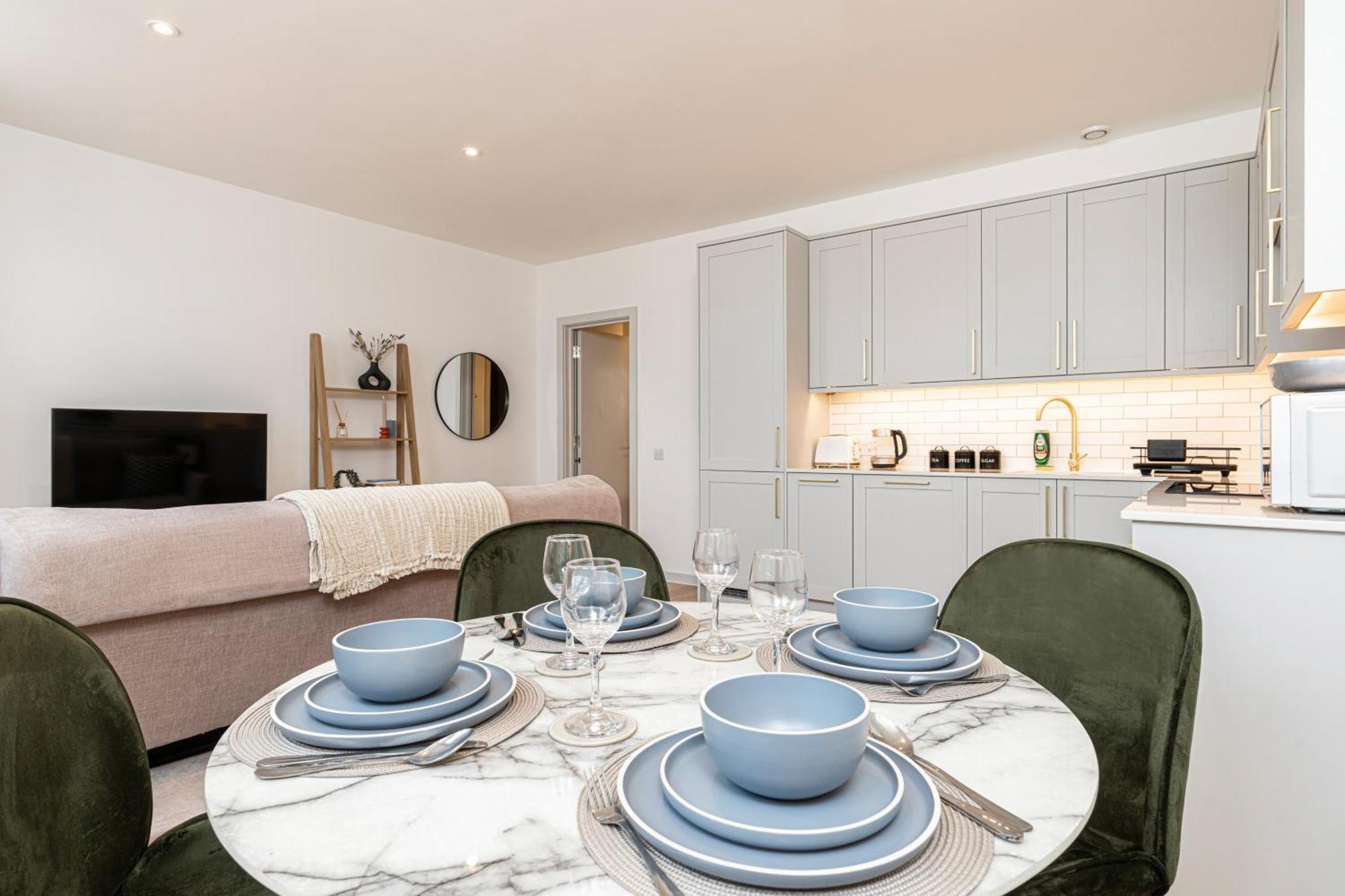 Stylish 1 Bed Flats In Soho, Next To Piccadilly Circus And Trafalgar Square Лондон Экстерьер фото