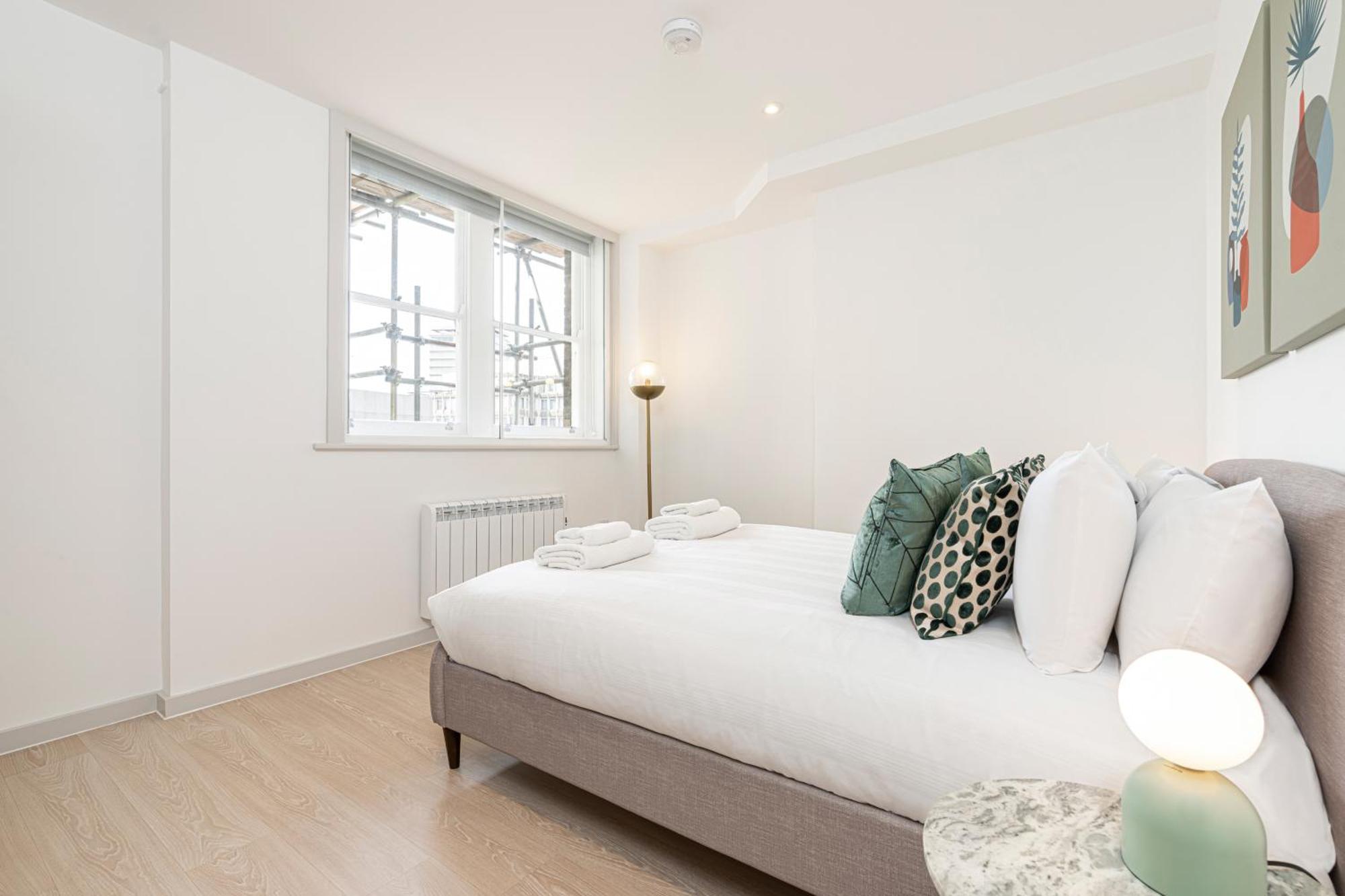 Stylish 1 Bed Flats In Soho, Next To Piccadilly Circus And Trafalgar Square Лондон Экстерьер фото