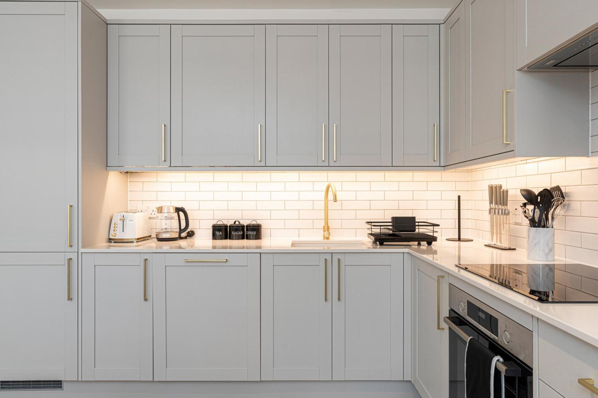 Stylish 1 Bed Flats In Soho, Next To Piccadilly Circus And Trafalgar Square Лондон Экстерьер фото